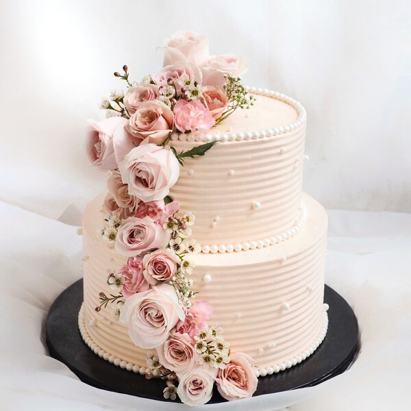 Pearl Wedding Cake | Pink Theme
